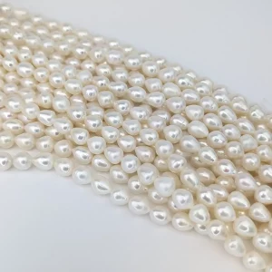 Freshwater Teardrop Rice Pearl String
