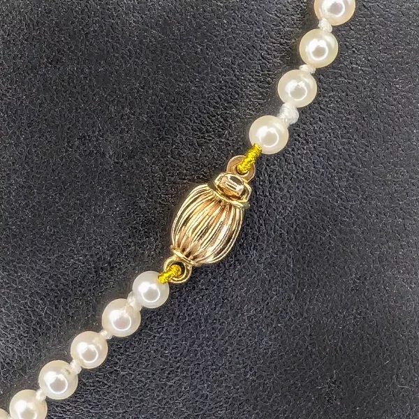Graduated Akoya Pearl Necklace