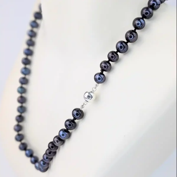 Black Pearl Necklace with Magnetic Clasp